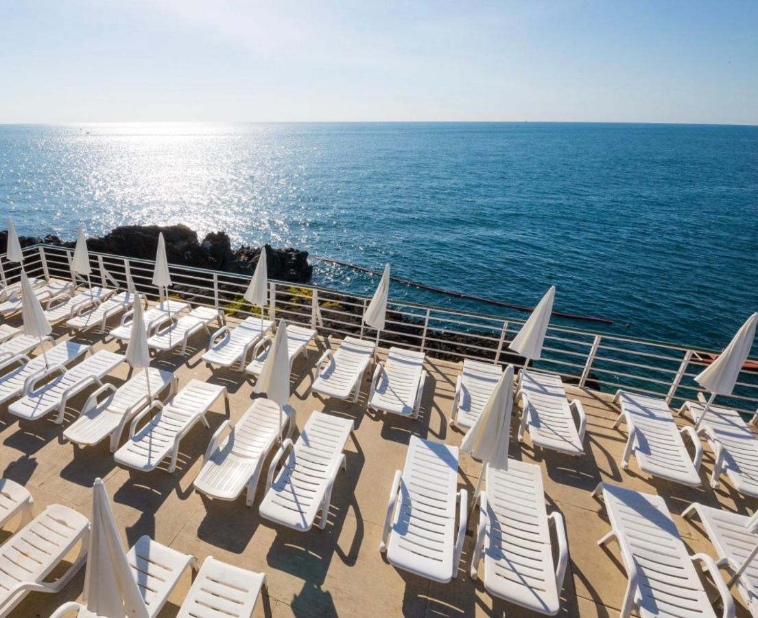 Fellini Suites Lungomare Near The Sea Катания Экстерьер фото